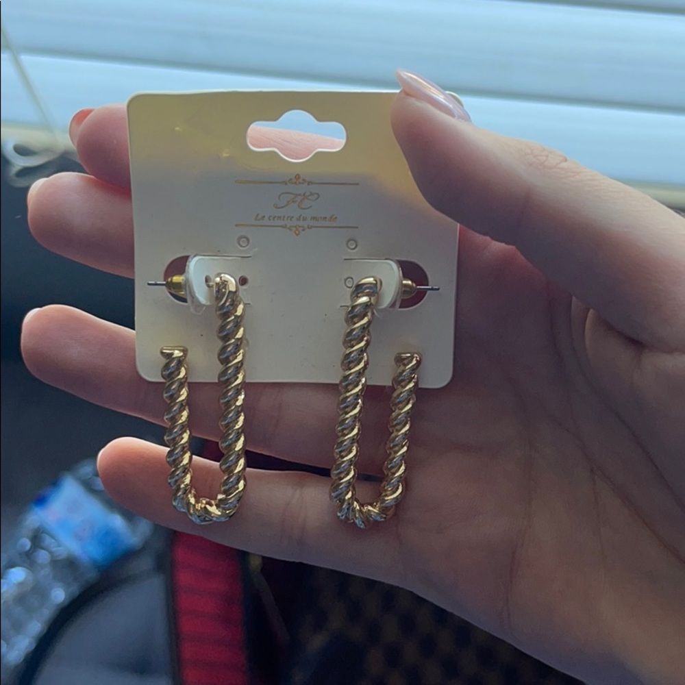 Chain earrings
